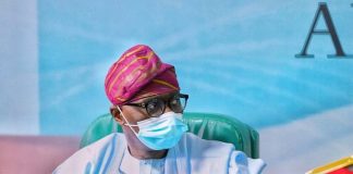 Gov.Sanwo-Olu in high spirit, responding to COVID-19 treatment