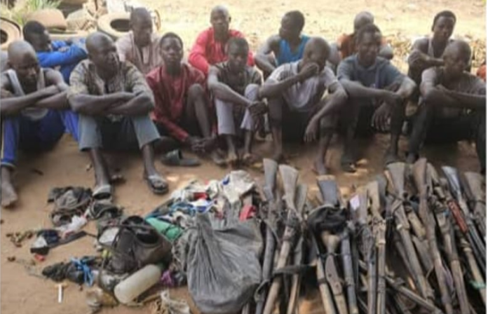 The Edo State Security Corps (ESSC) Arrests 18 Suspected Kidnappers Along  Benin- Auchi Road and Recovers 38 Guns